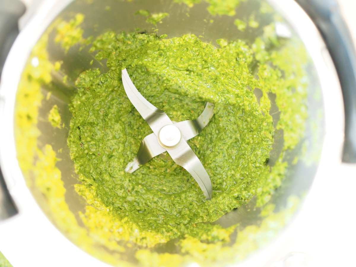 'Emmi's' Green Sauce