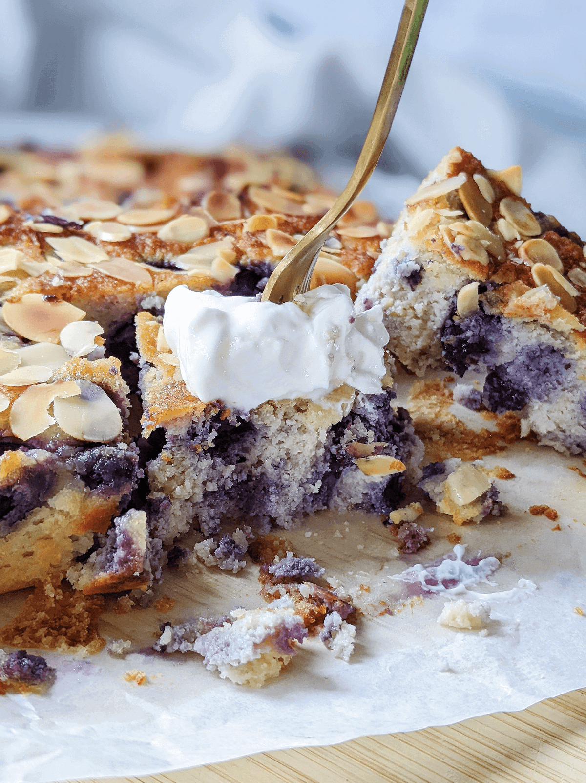 Almond, Ricotta & Blueberry Cake 