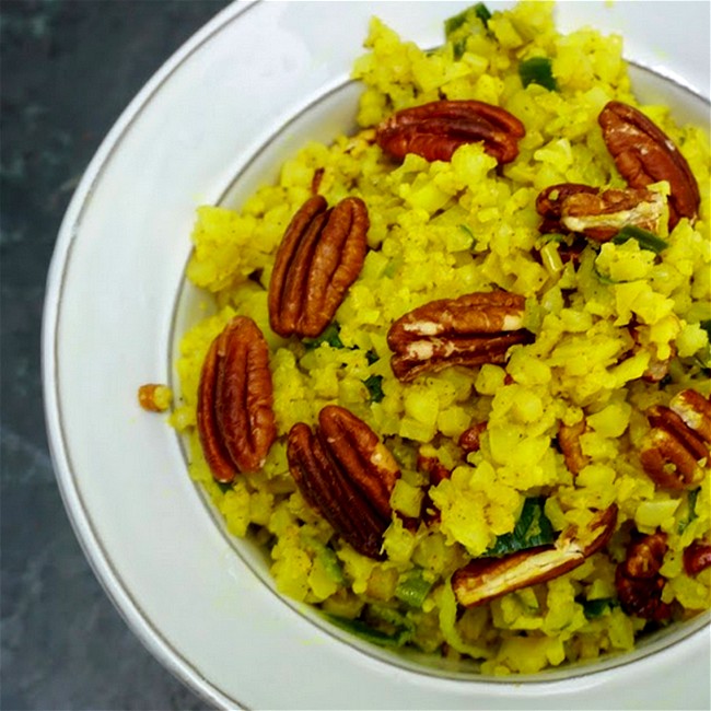 Image of turmeric Infused cauliflower rice and pecans