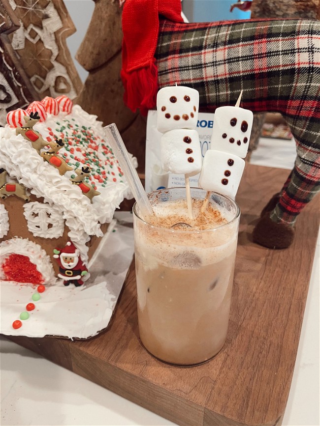 Image of Gingerbread Protein Iced Latte