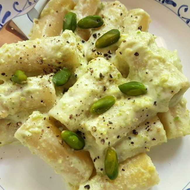 Image of Easy and Fast Penne with Pistachio Cream Sauce Dish Recipe 