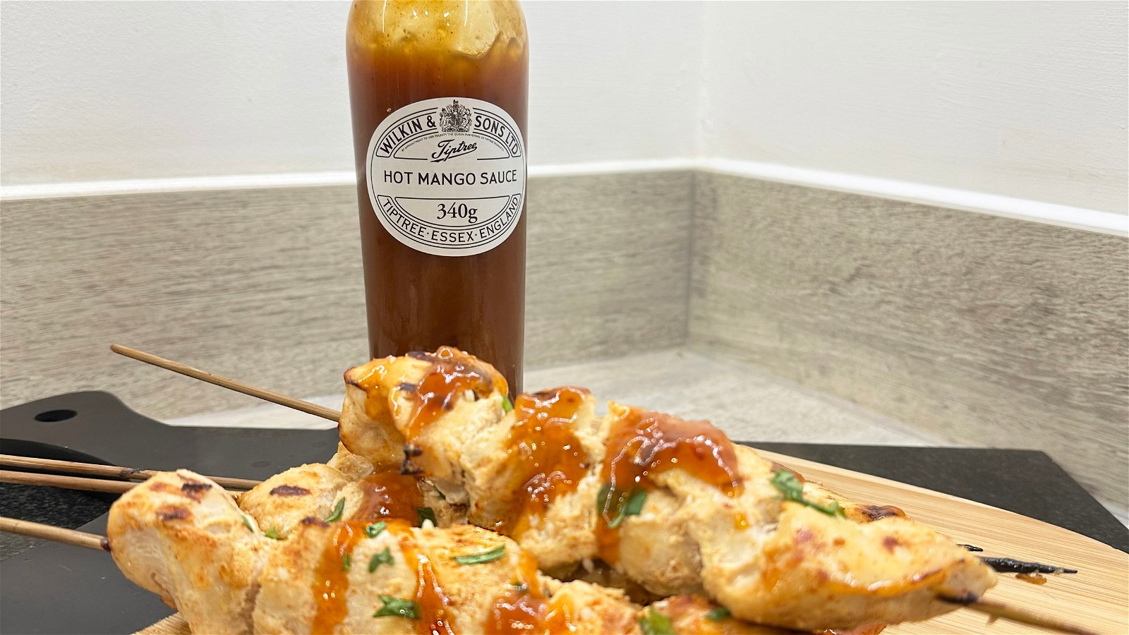 Image of chicken skewers with tiptree hot mango sauce