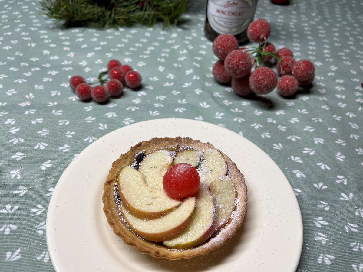 Mincemeat & apple tartlet