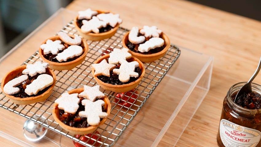 Image of Anna polyviou’s australian mincemeat shapes