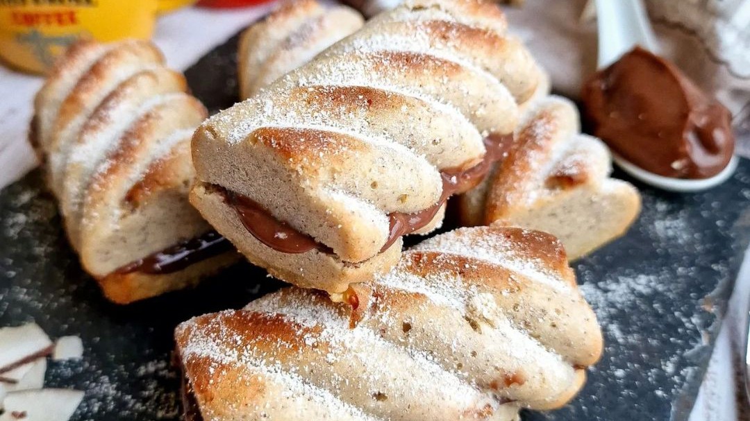 Image of Brioche fit con cocco e banana
