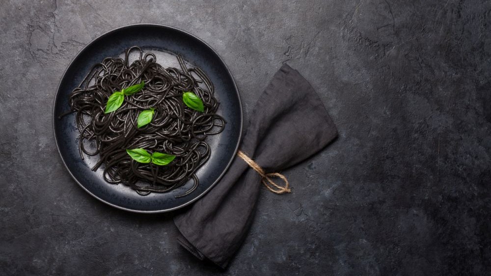 Image of Schwarze Spaghetti Rezept | das peste Pesto