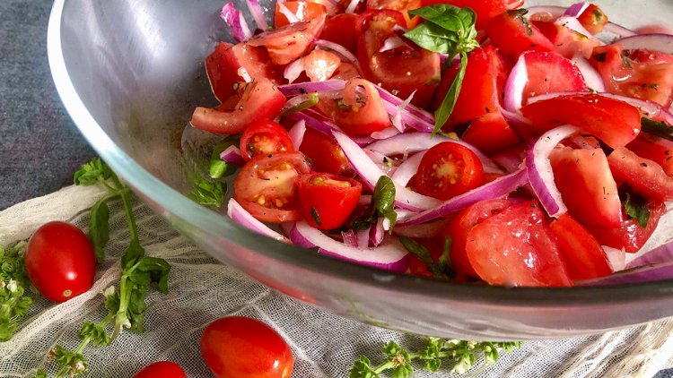 Image of Combine well tomatoes, onions, and olive oil dressing. Store in...