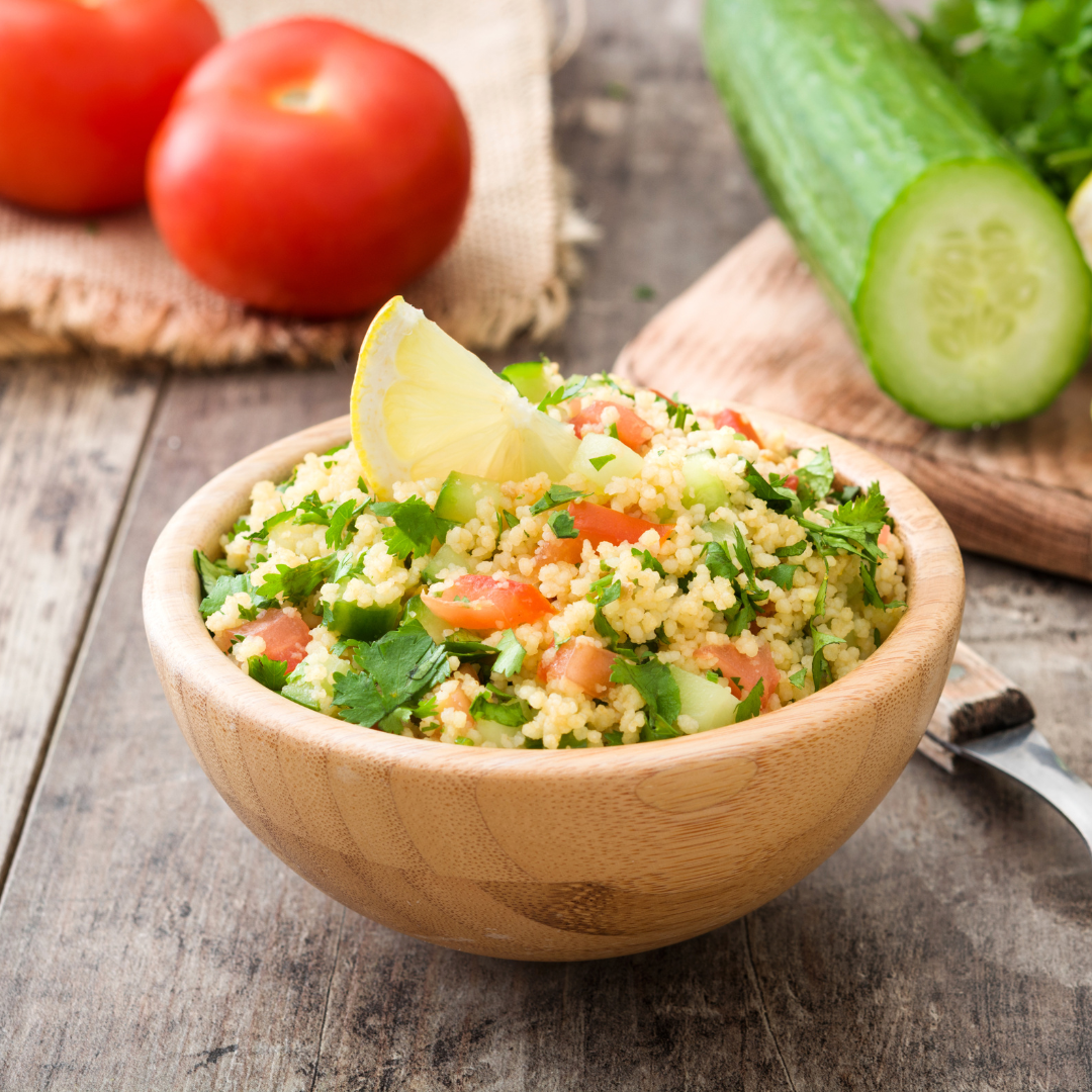 Bowl de quinoa au saumon grillé et légumes rôtis titre