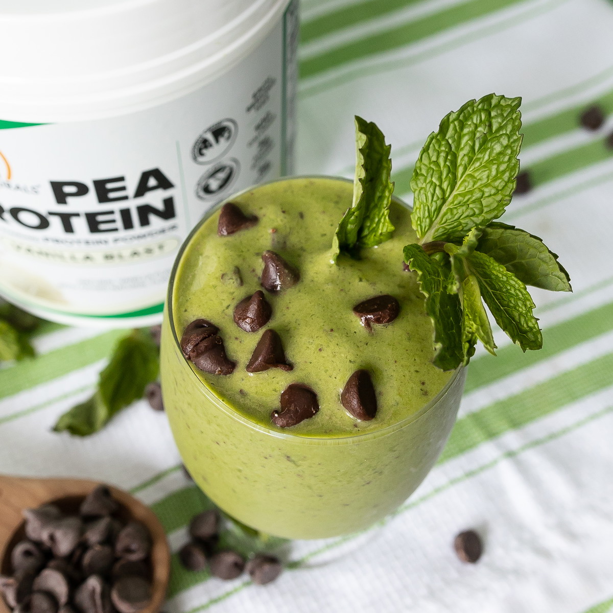 Vegan Mint Chocolate Chip Protein Smoothie