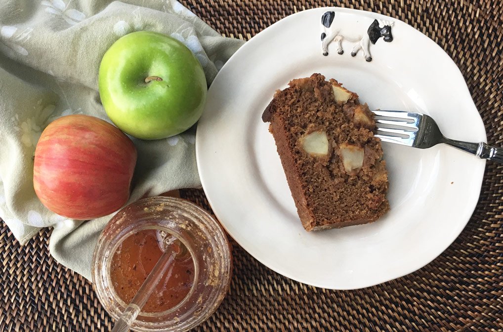 Orwashers of Roslyn Heights debuts apple-honey cake - Newsday
