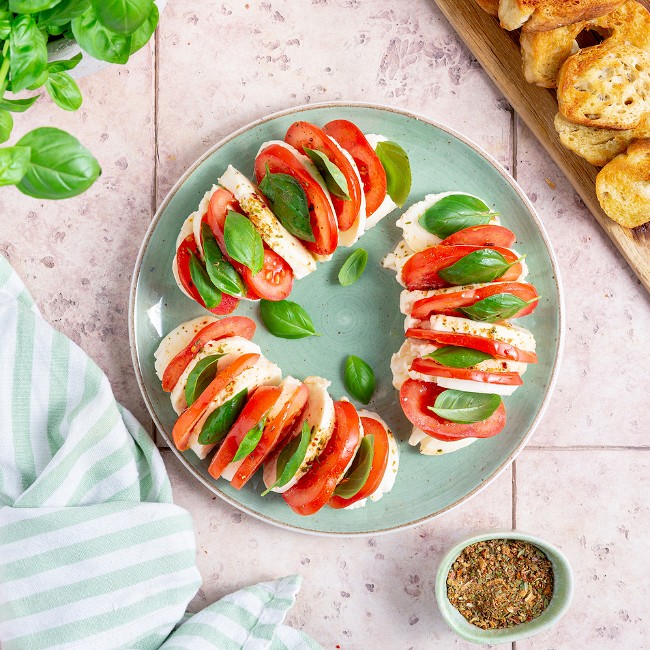 Image of Caprese Salad (fans) 