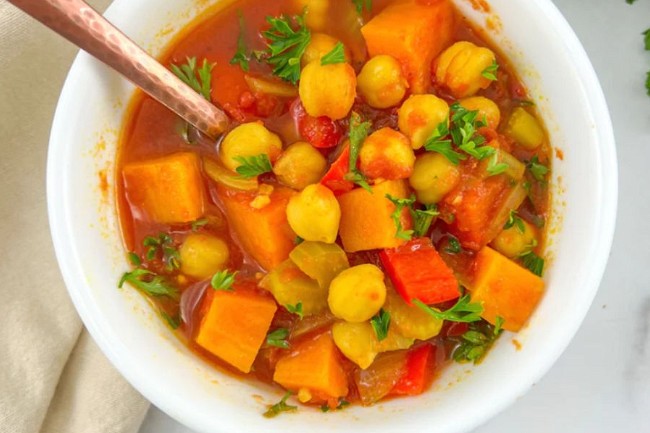 Image of Mediterranean Chickpea Soup 