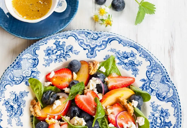 Image of Spinach and Fruit Salad