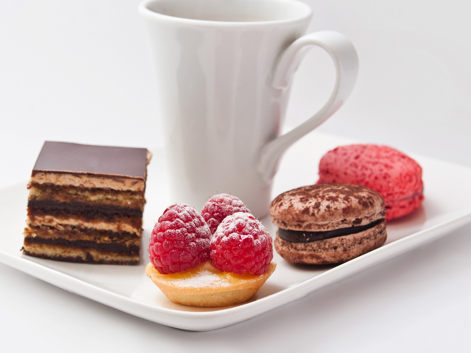 Recette de l'Opéra - Un gâteau raffiné aux saveurs de café, chocolat et  amandes