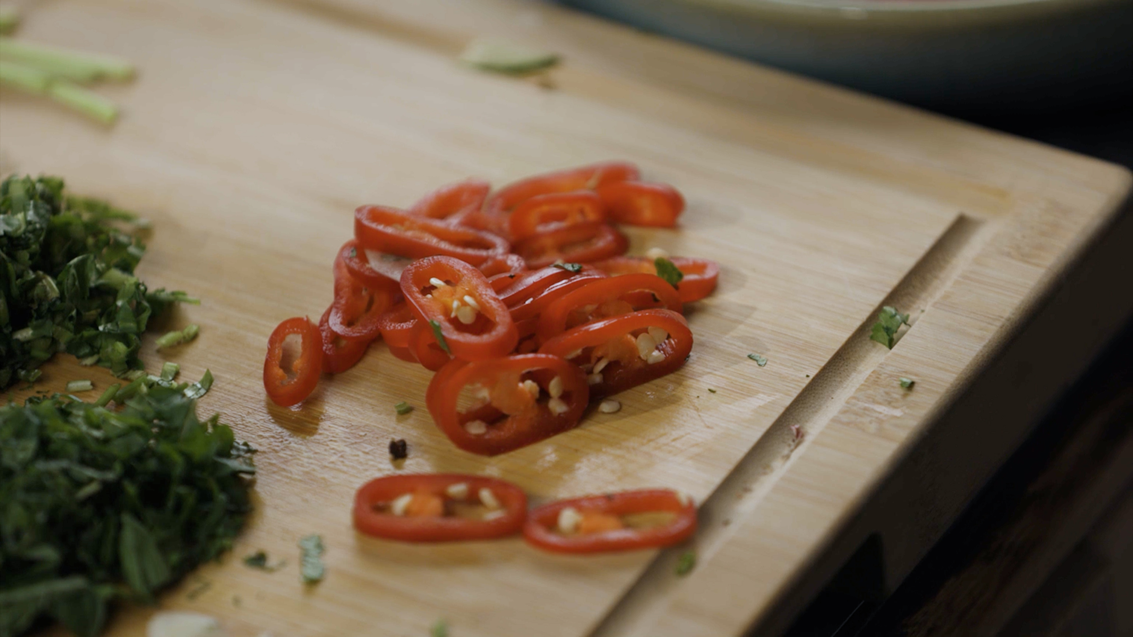 Image of Finely chop the chilli.
