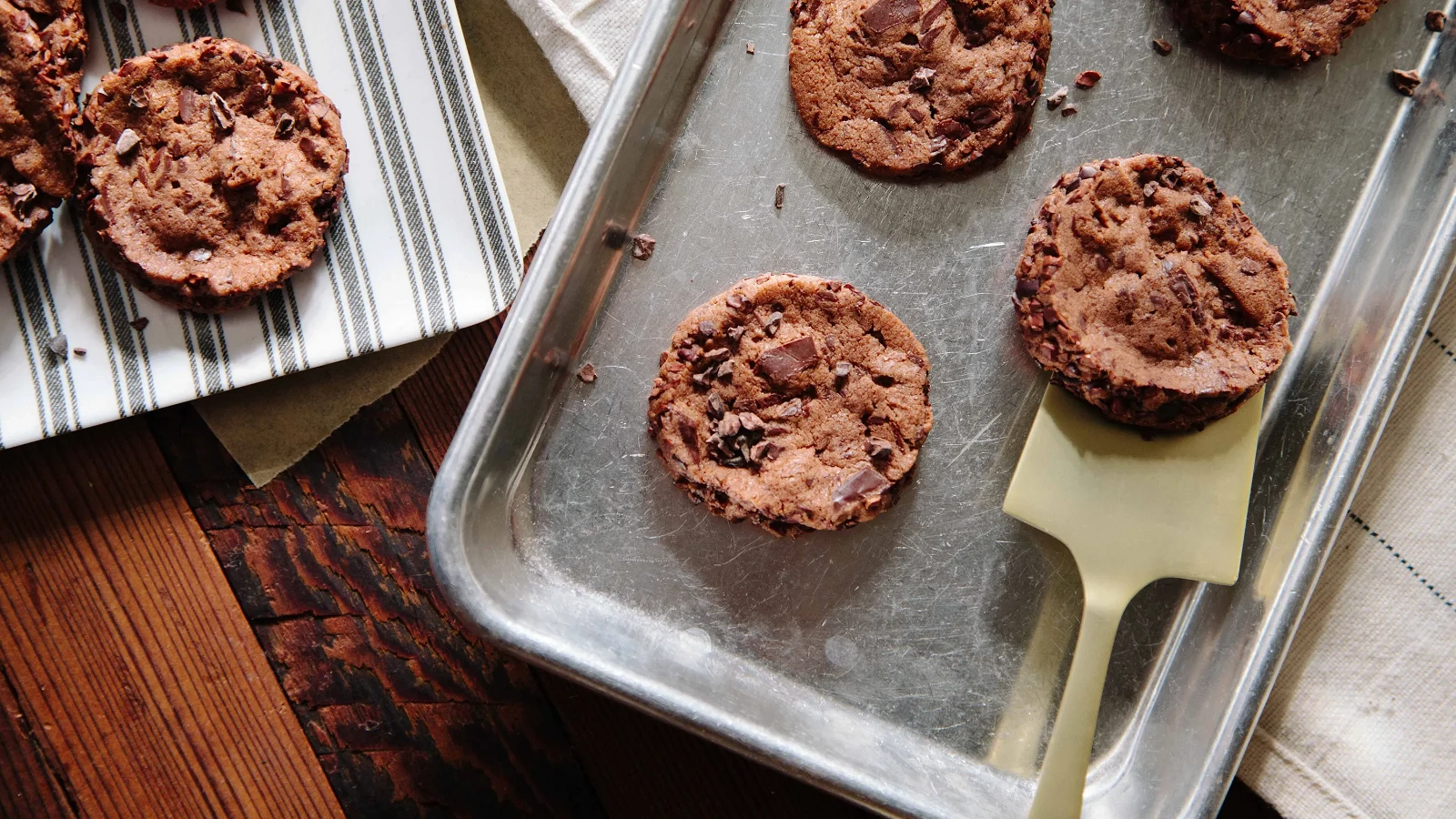 Image of Chocolate Sable Cookies