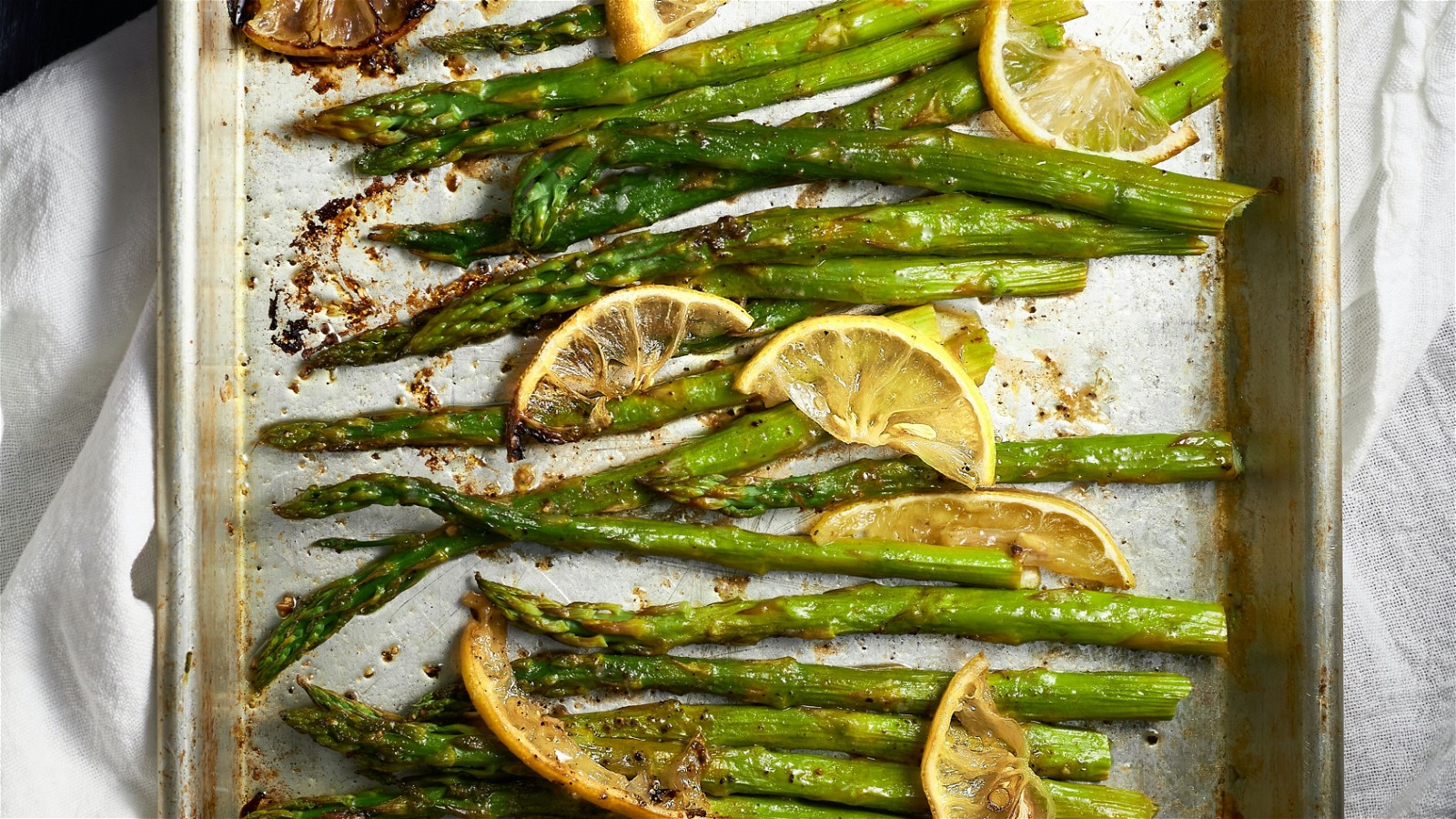 Image of Roasted asparagus with lemon