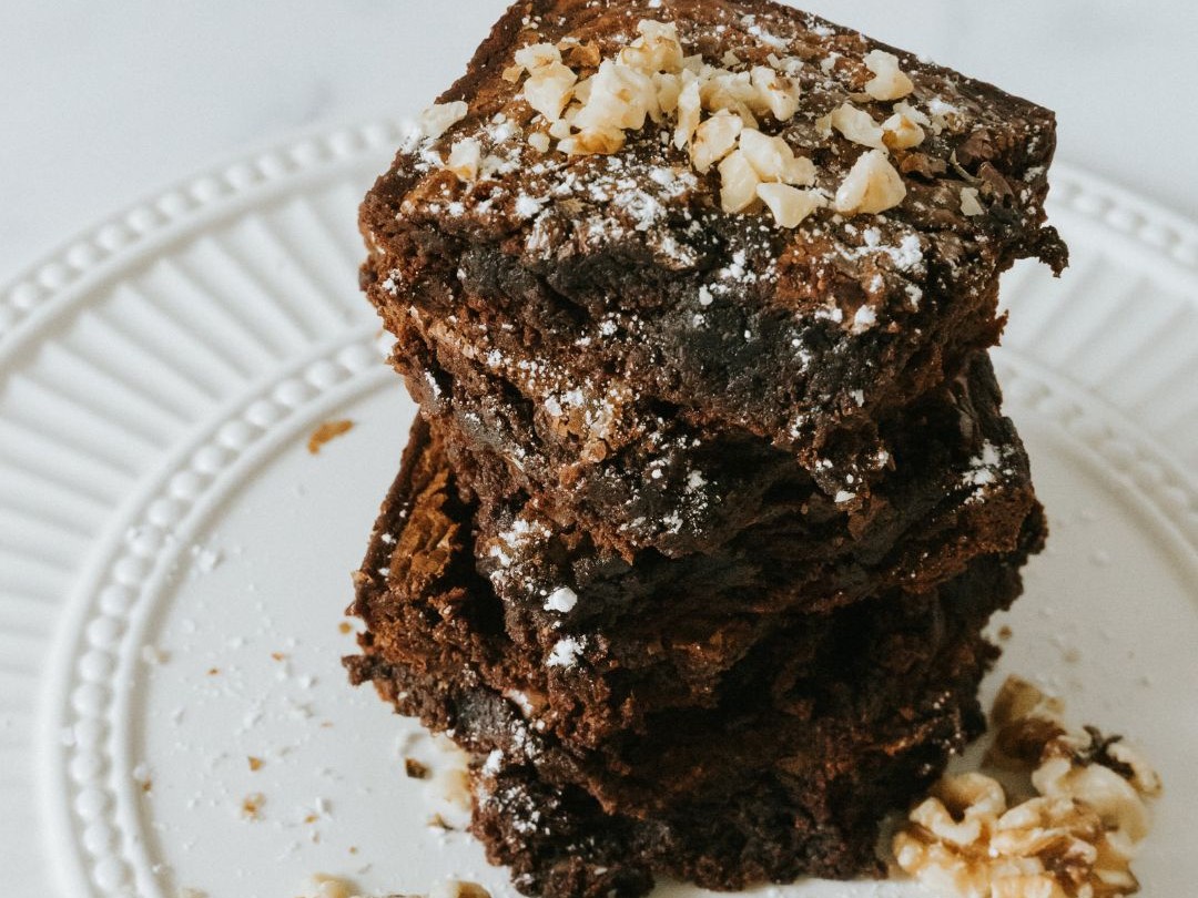 Fudgy Flourless Broma Brownies (gluten free + dairy free)