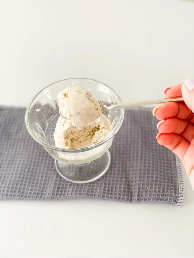 Image of 乾燥生姜とバナナのアイスクリーム
