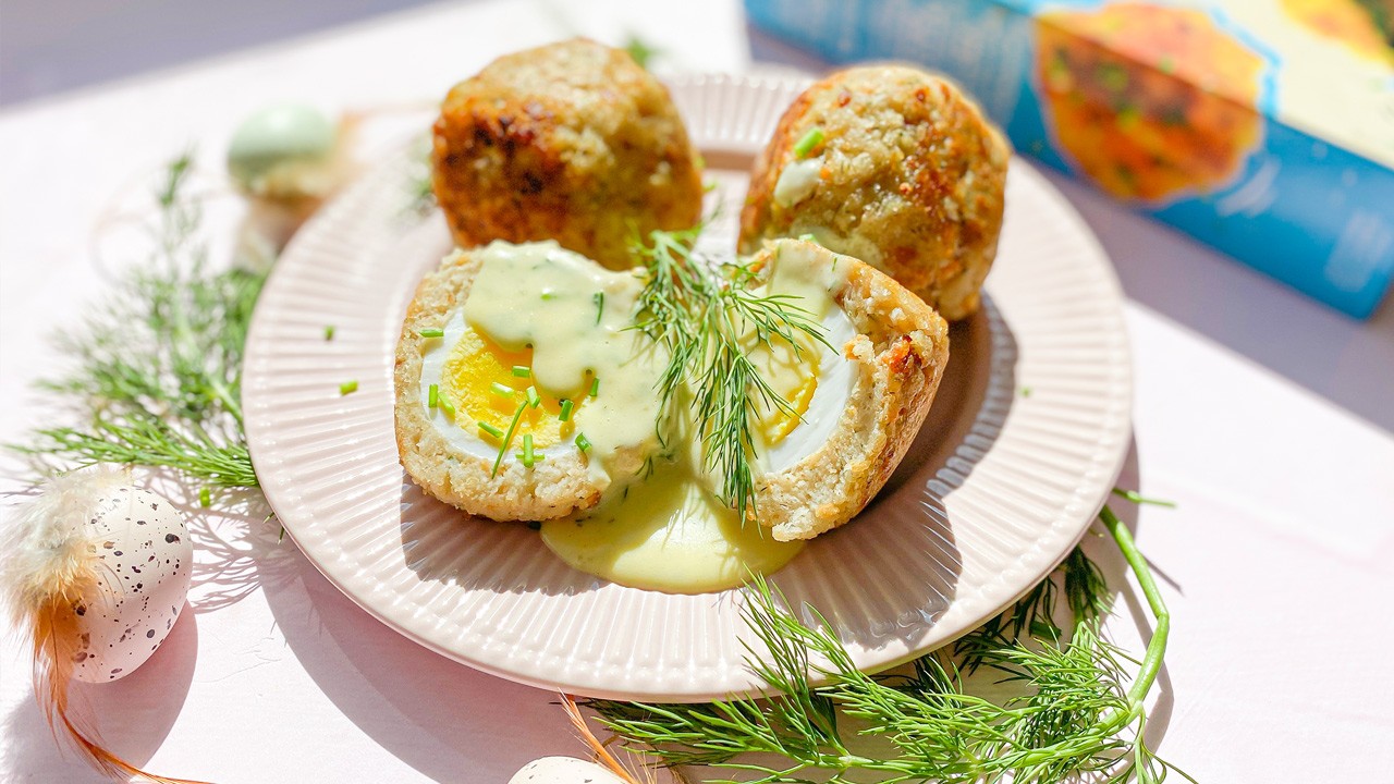 Image of Versteckte Eier mit cremiger Senf-Dill-Soße
