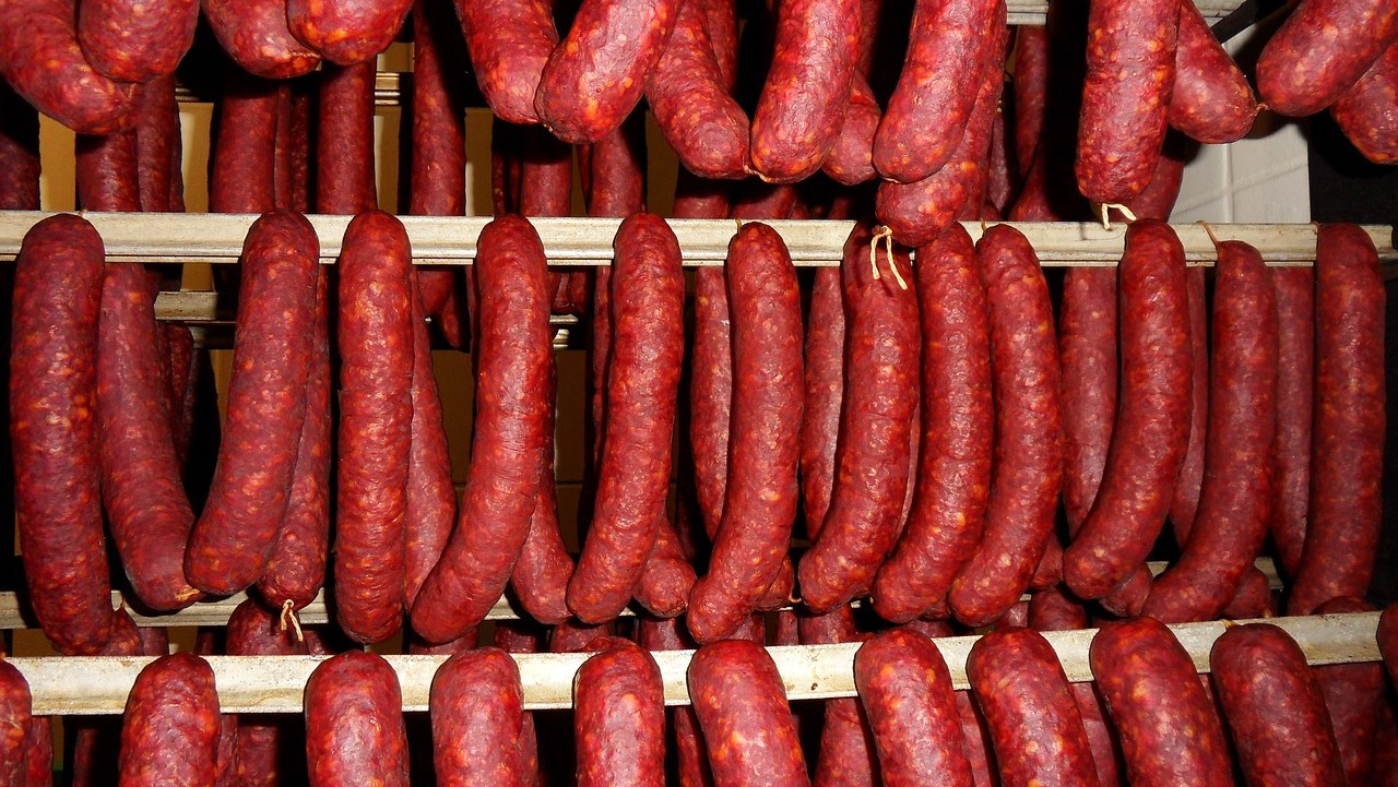 Image of Hot or Cold Smoked Venison Sausage