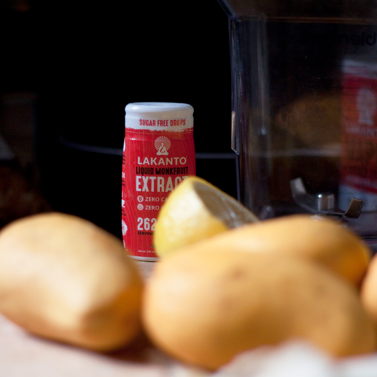 Image of Cut the mangos into chunks and put them in blender with the Liquid Monkfruit