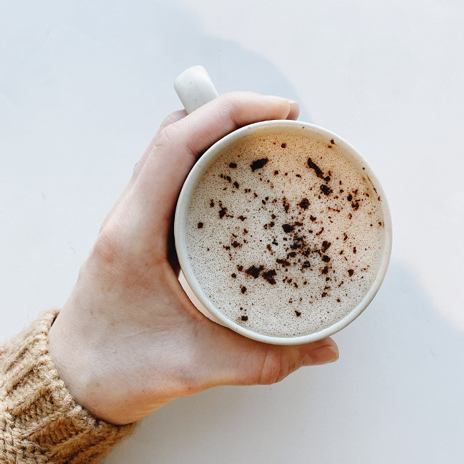 healthy hot chocolate sweetened with honey dairy free cacao dark chocolate warm drink