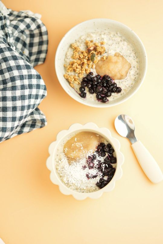 Image of Overnight oats med äppelmos & chiafrön
