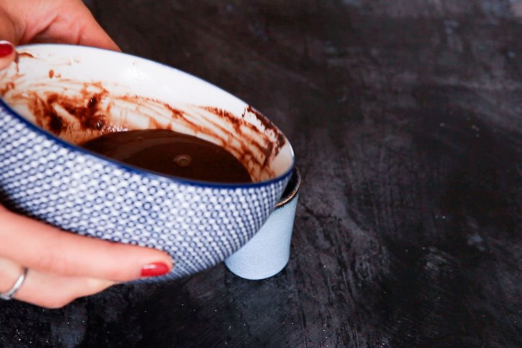 Image of The chocolate sauce will thicken as it cools.