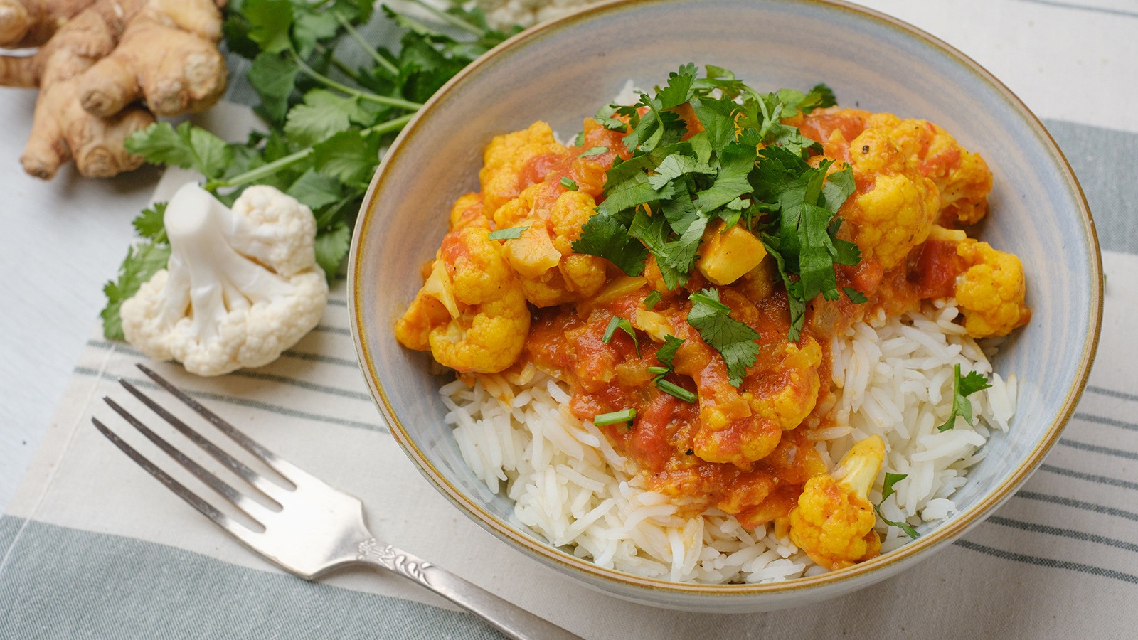 Keto Cauliflower Curry: