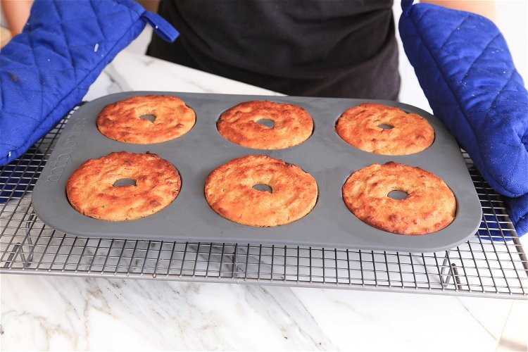Image of Place tray in preheated oven, and bake for 15-20mins until...