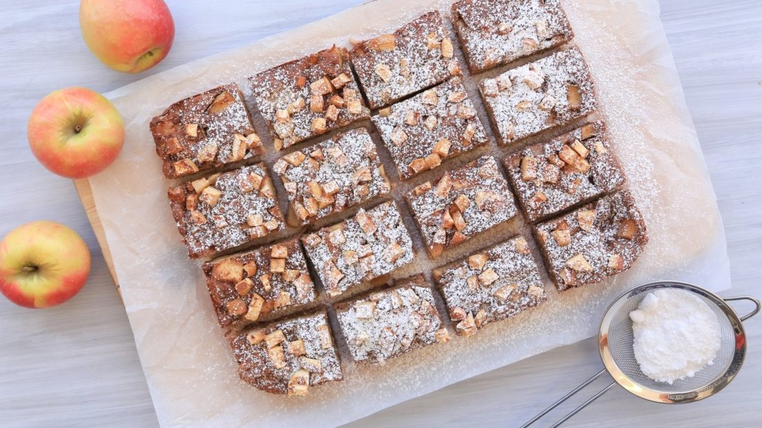 Image of Apple Cinnamon Squares