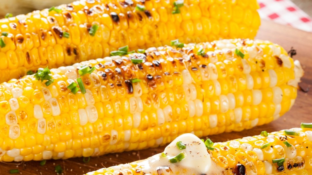 Image of 3 Corn Recipes For This Summer - Corn On The Cob 3 Different Ways