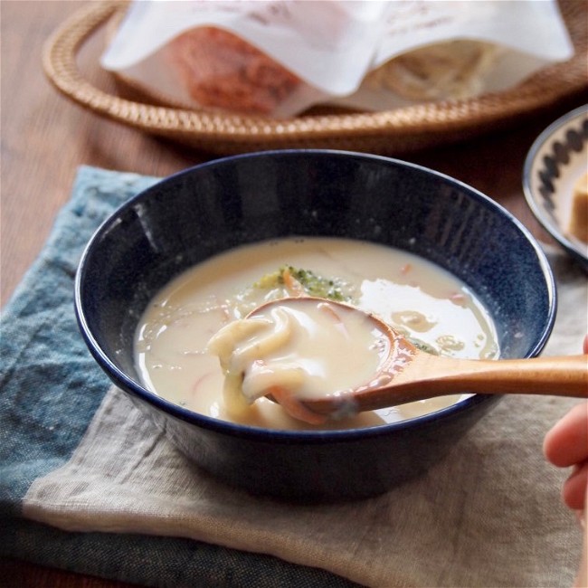 Image of 乾燥野菜の豆乳味噌スープ