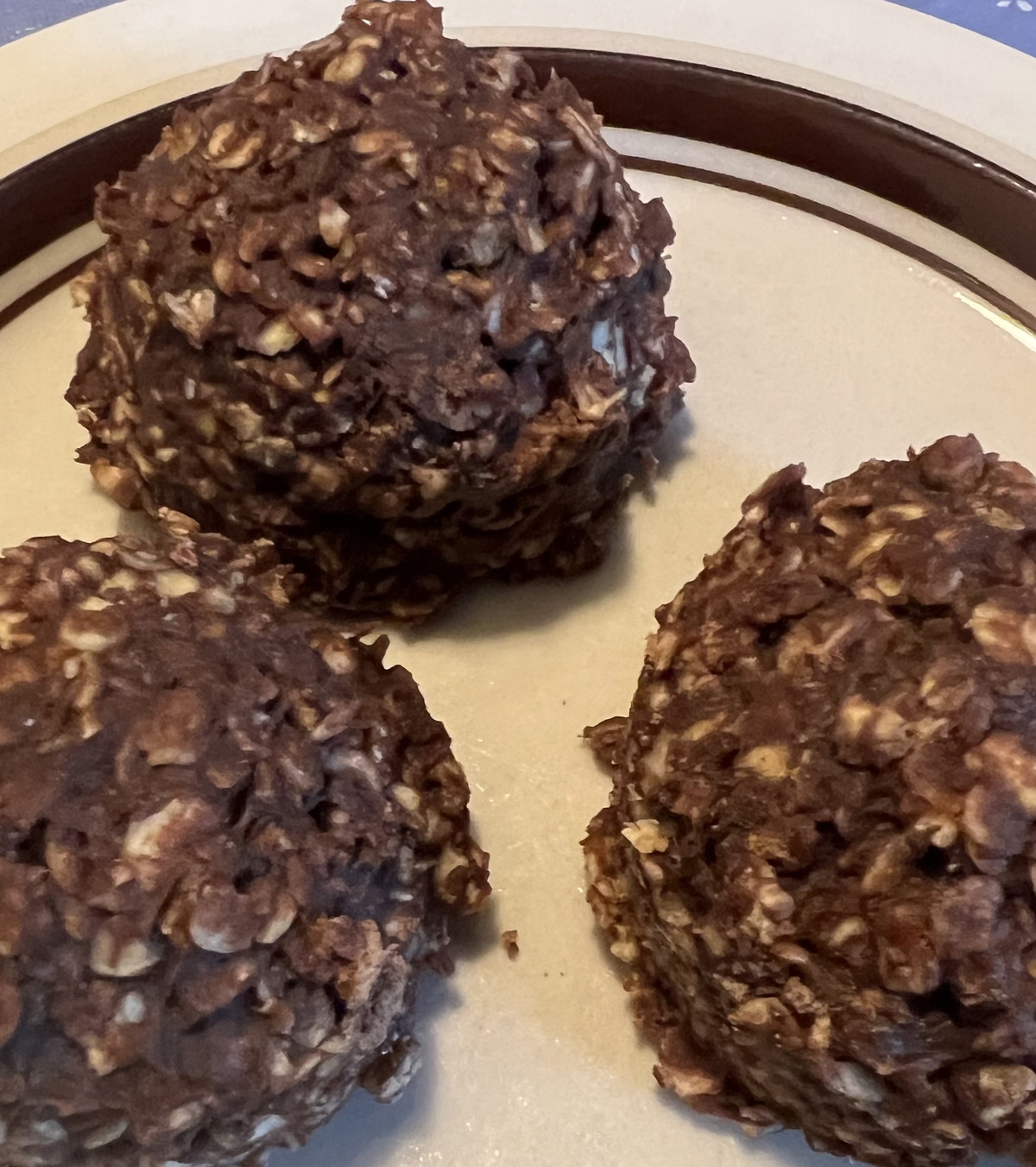 Chocolate Maple No-Bake Balls