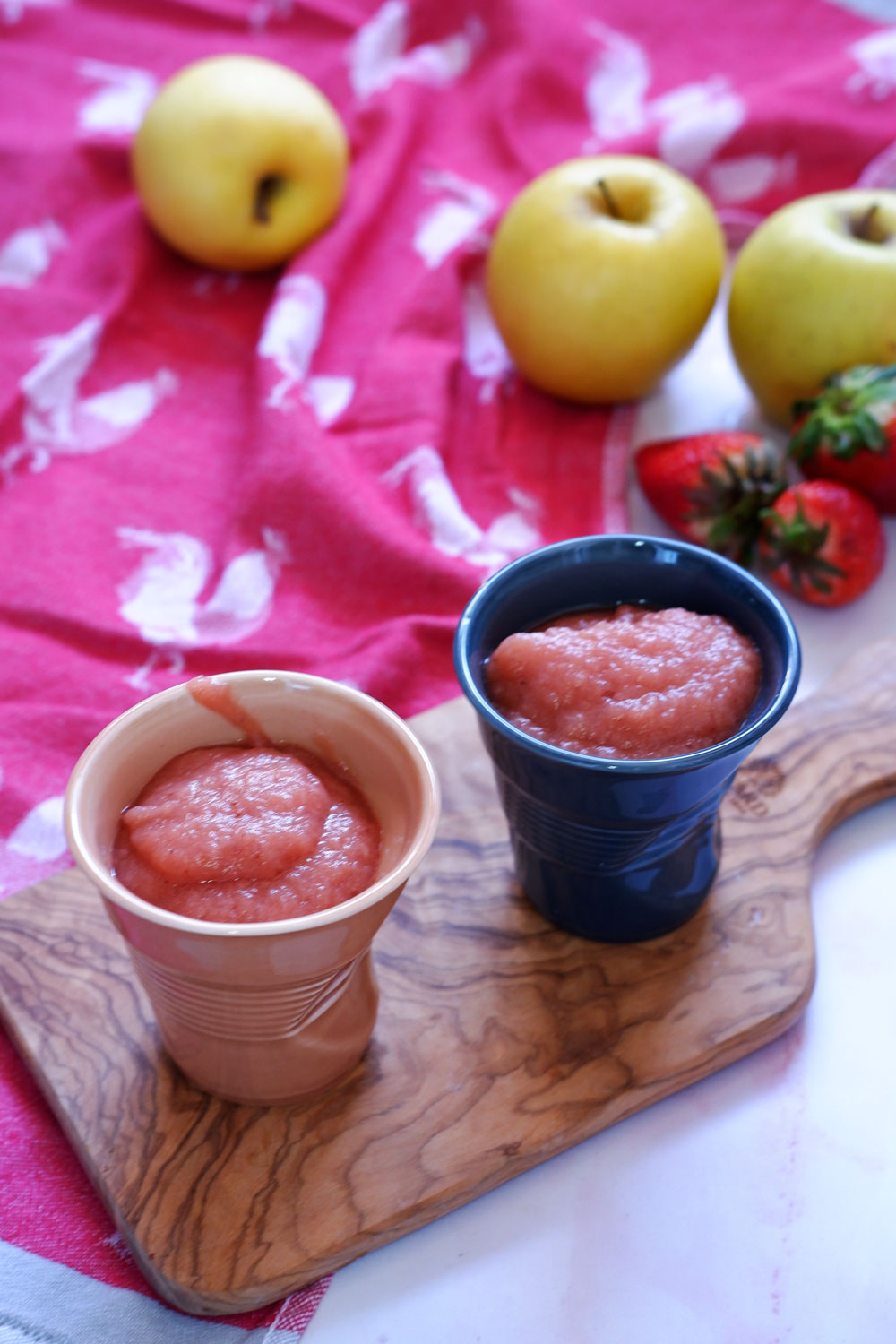 Composta di mele e fragole (senza zuccheri aggiunti)