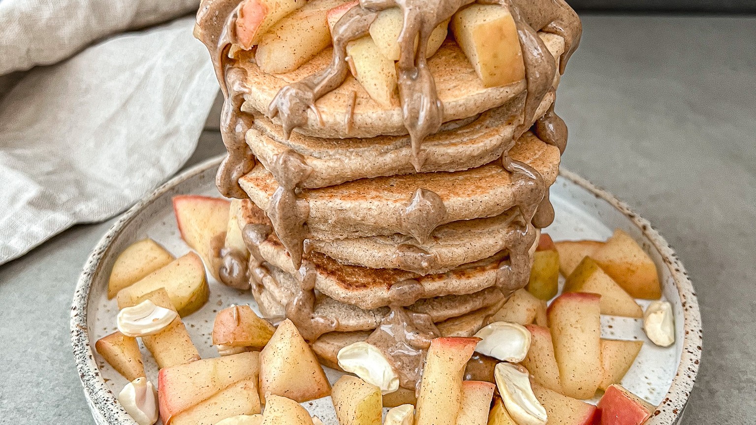 Image of Apple Pie Pancakes