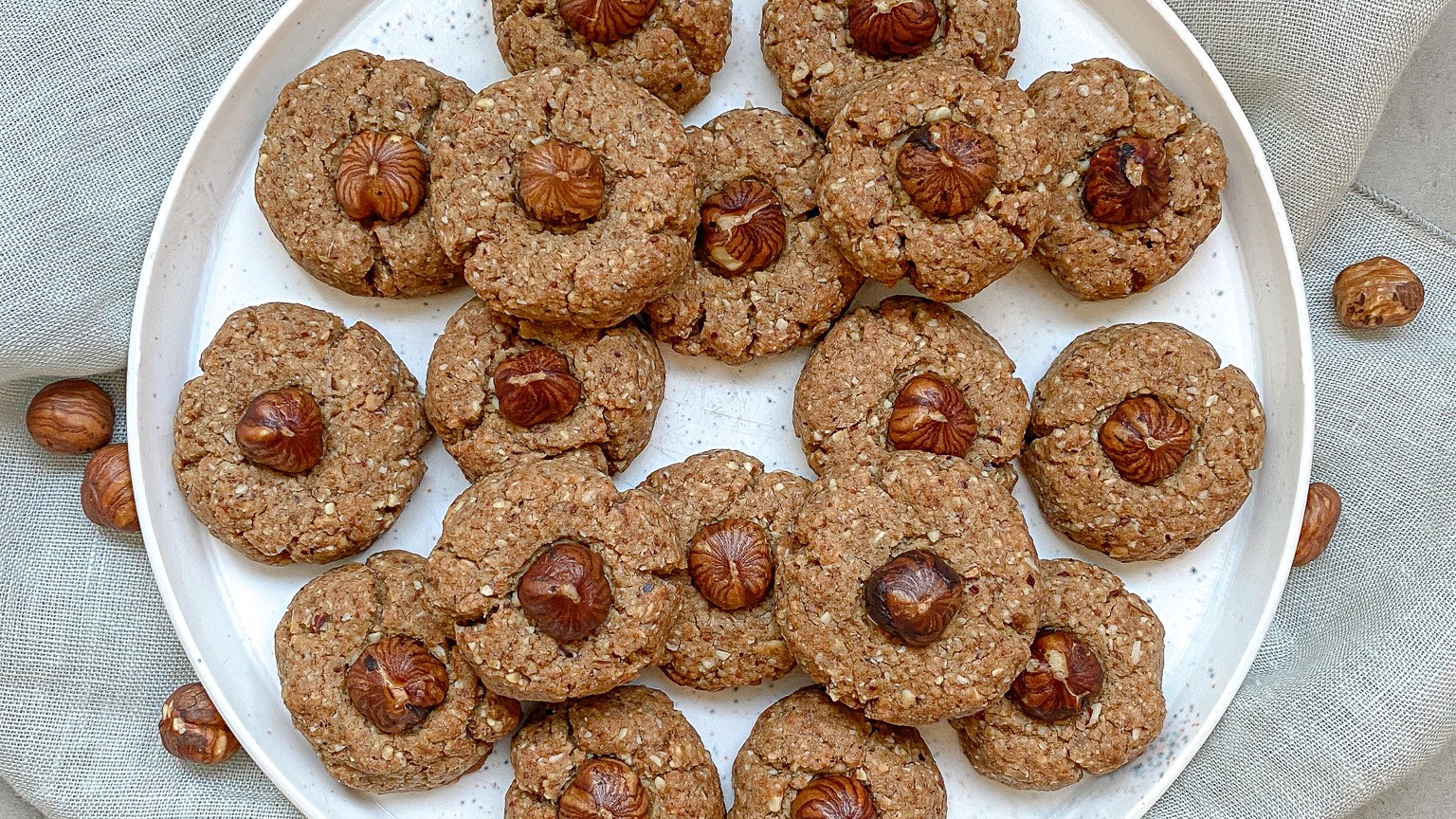 Image of Haselnuss-Plätzchen
