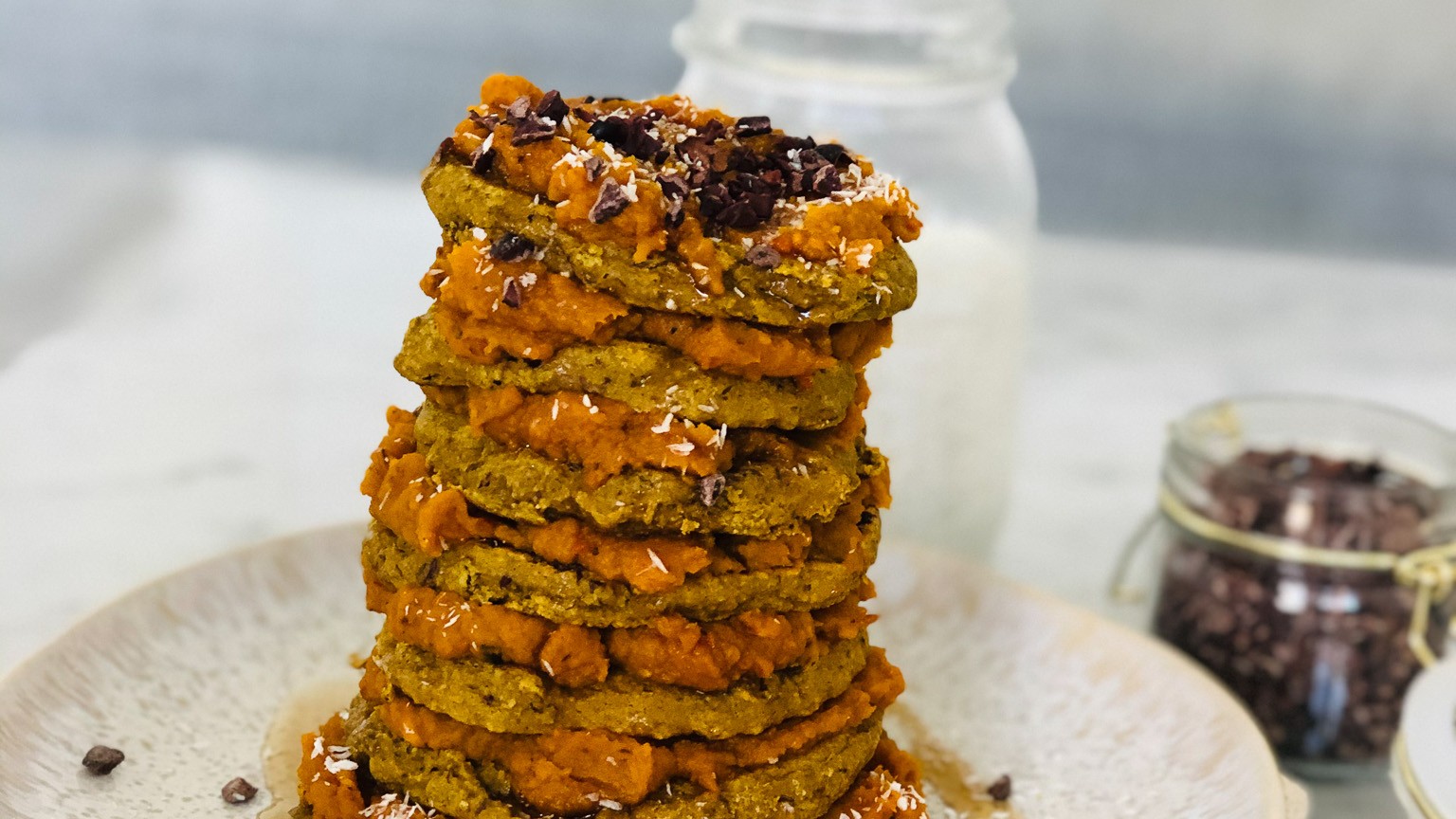 Image of Kurkuma Pancakes mit Kürbis-Lebkuchen-Püree