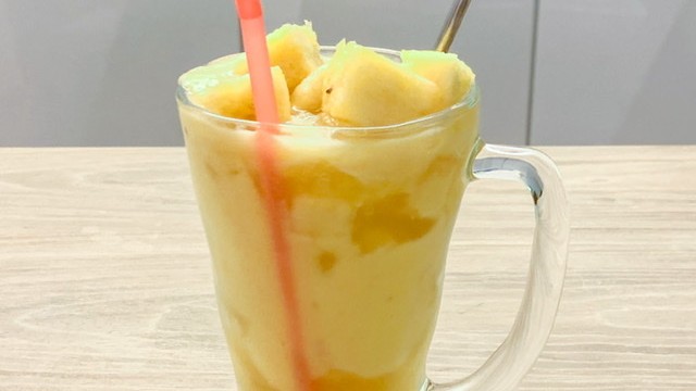 Image of Pineapple Drink with Crushed Ice (菠蘿冰)