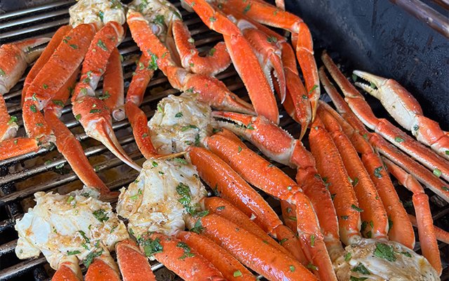Image of Crab legs are done in about 30-35 minutes or when...