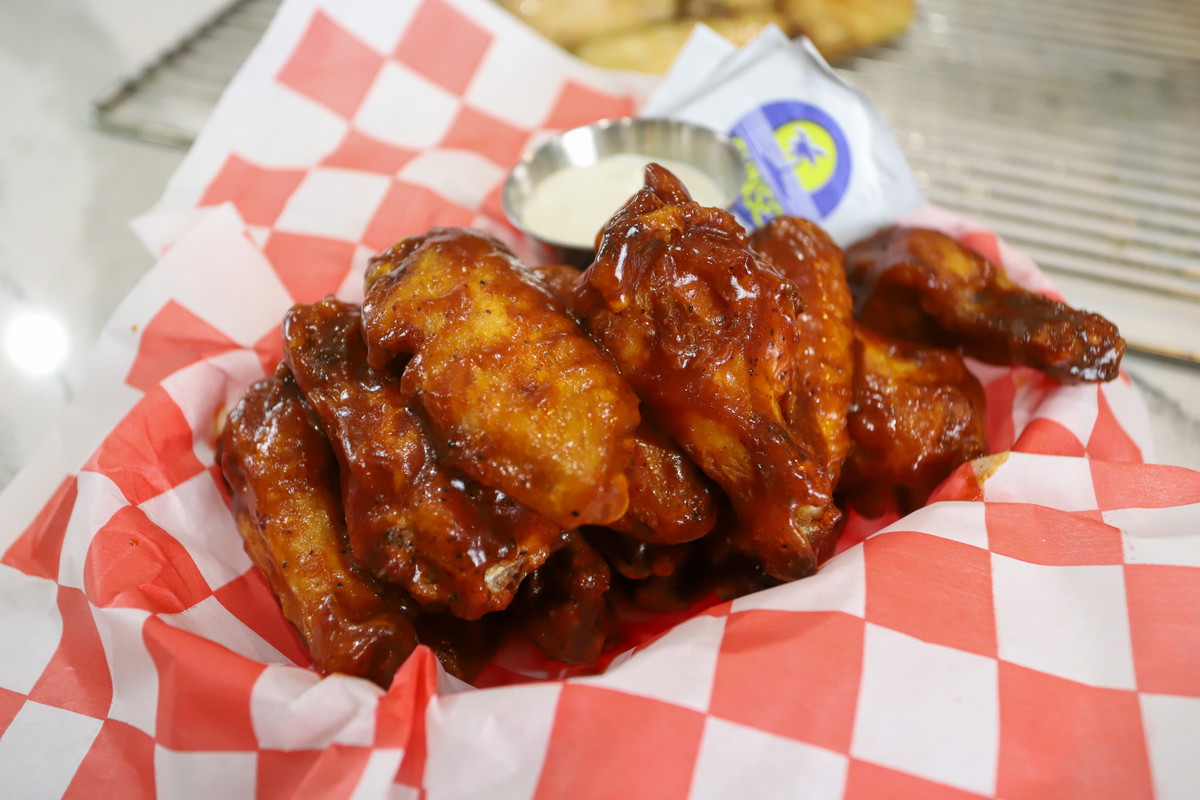 Peach Buzz Smoked Fried Wings