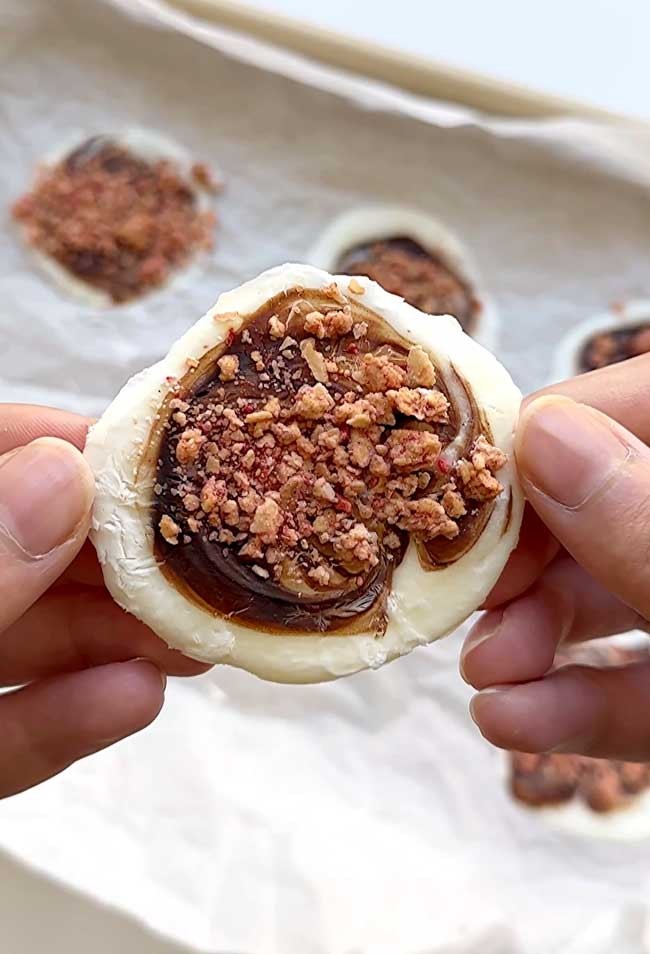 Image of Crunchy Chocolate Yogurt Rounds