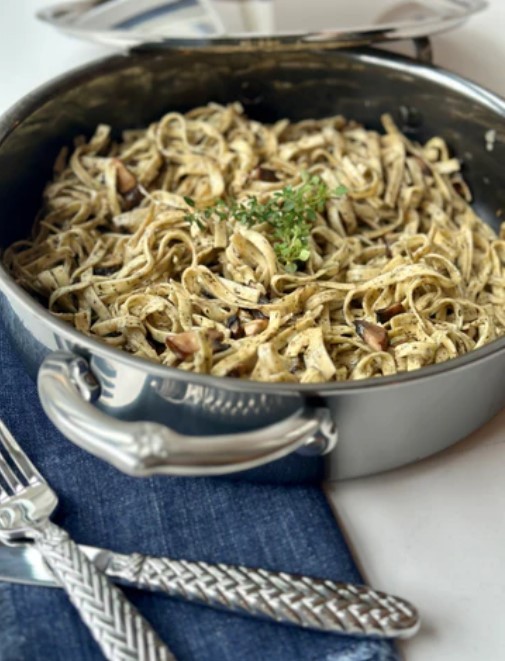 Image of Simple Fettuccine with Mushrooms