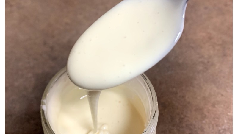 Image of Super Simple Whipped Honey (a.k.a. Creamed Honey)