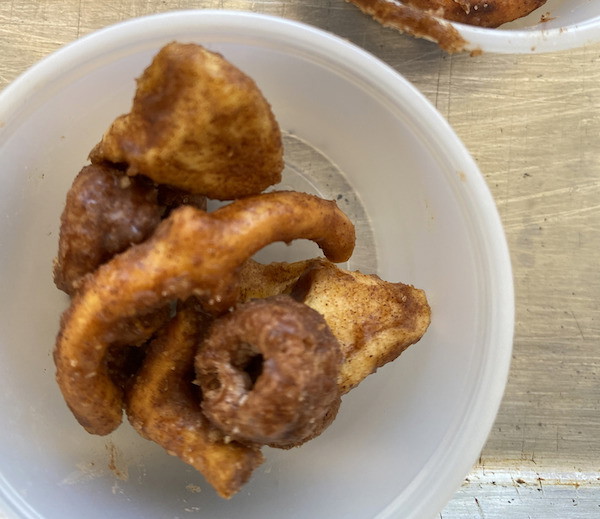 Apple Cinnamon Sugar Snack Mix