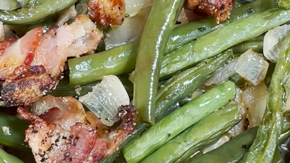 Image of Lucy's Roasted Bacon Green Beans 