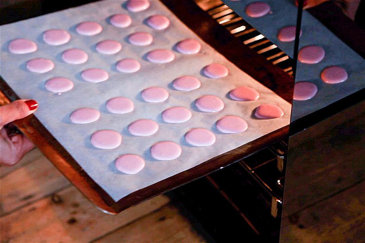 Image of Put your macarons into the preheated oven at 150 °C...