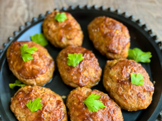 Mini Meatloaves with Balsamic Glaze - Culinary Hill