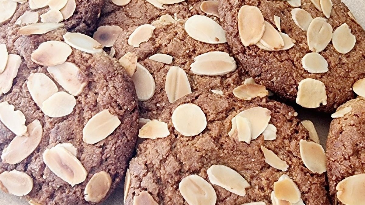 Image of Healthy Vegan Almond Cookies